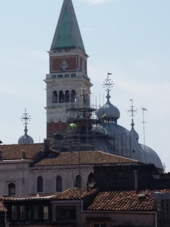 Elegant Terrace Apartment Near Piazza San Marco Last Floor No Lift Венеция Екстериор снимка